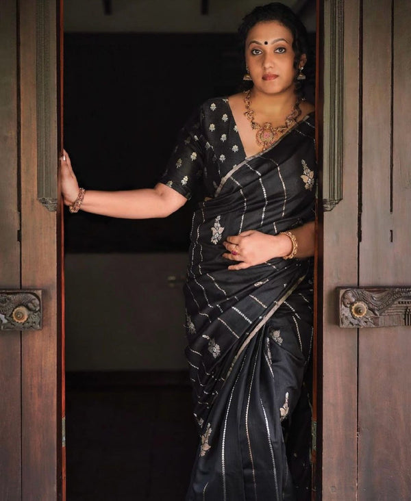 Black Banarasi Silk Saree | Wedding & Reception Wear