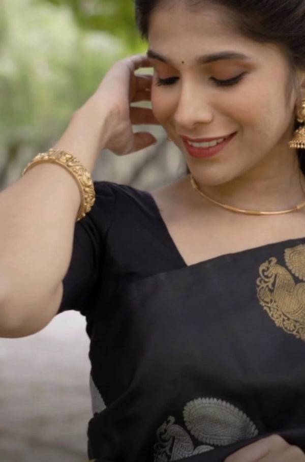 Black Jacquard Silk Saree | Festival & Ceremony Wear