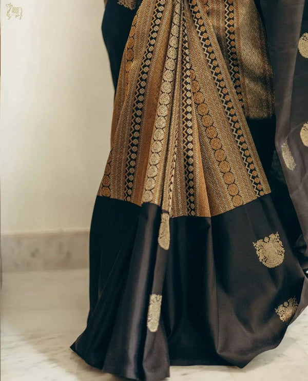 Black Jacquard Silk Saree | Traditional Wedding Wear