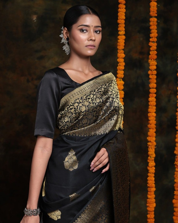 Black Kanjivaram Silk Saree | Traditional Wedding Wear