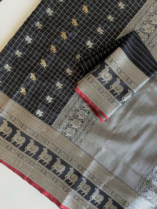 Black Kanjivaram Silk Saree | Wedding & Reception Wear