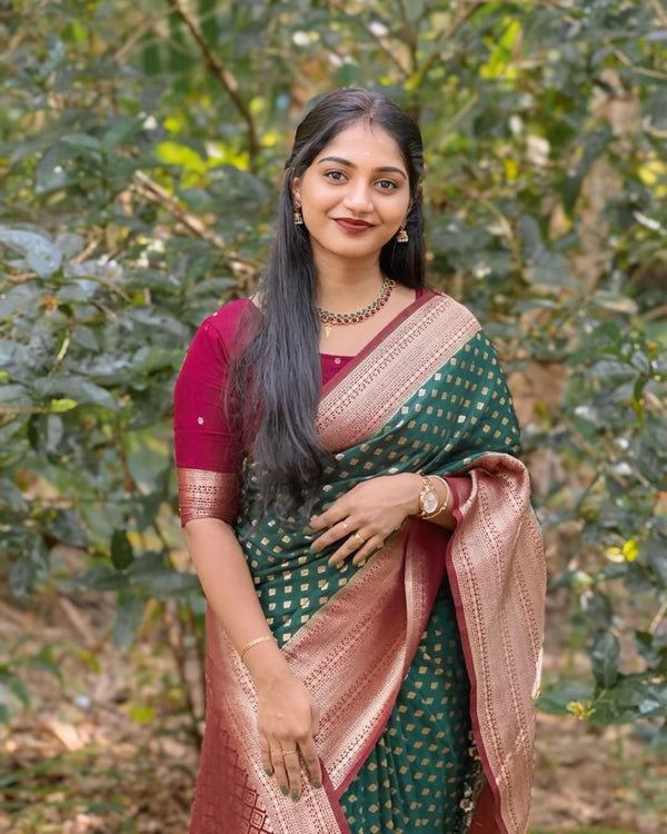 Green Jacquard Silk Saree | Bridal & Festive Wear