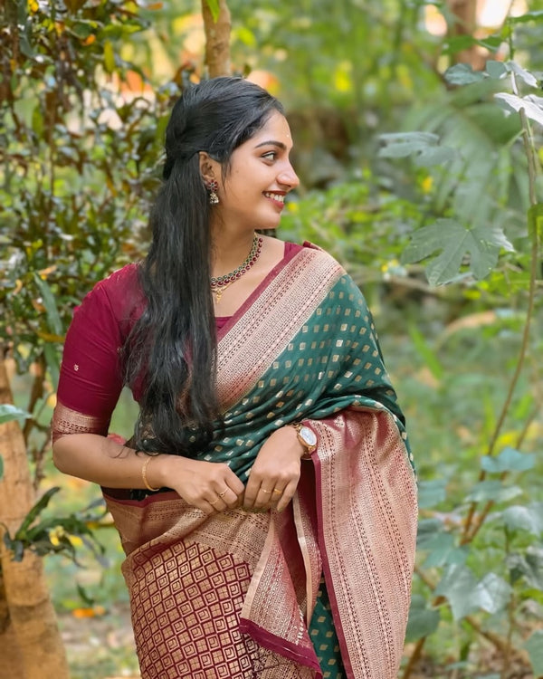 Green Jacquard Silk Saree | Bridal & Festive Wear
