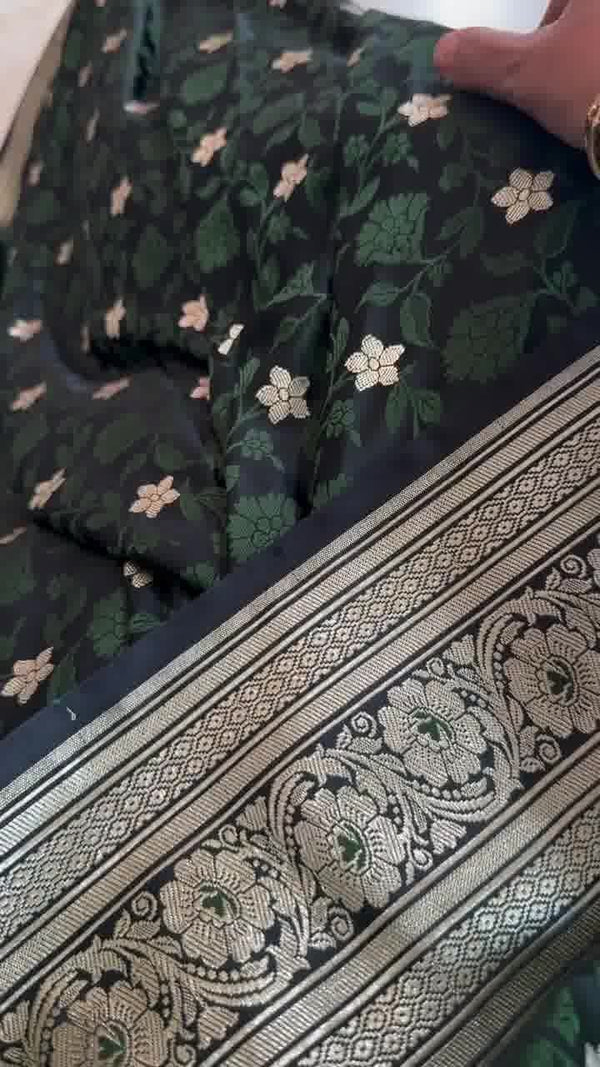 Green Jacquard Silk Saree | Festival & Ceremony Wear