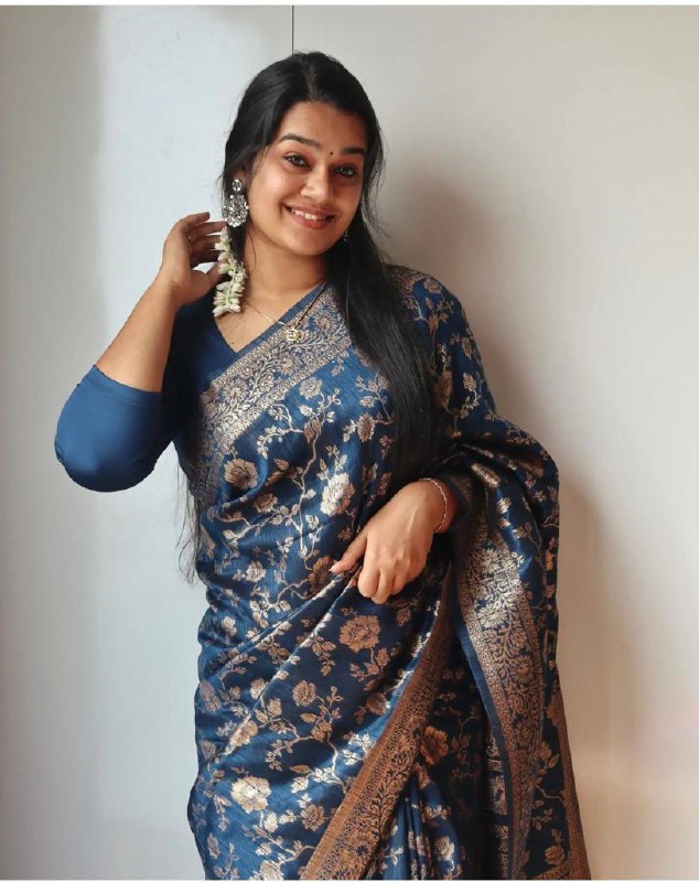Navy Blue Banarasi Silk Saree | Festival & Ceremony Wear