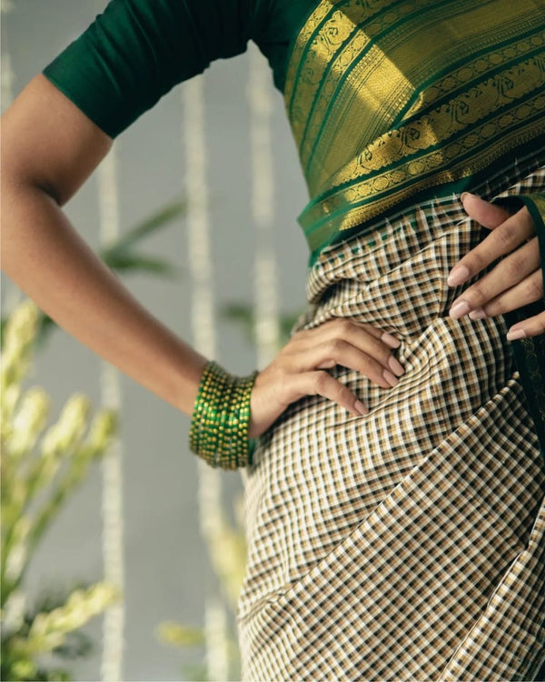 Off White Jacquard Silk Saree | Traditional Wedding Wear