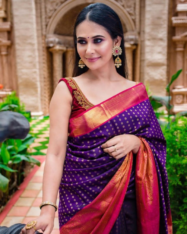 Purple Kanjivaram Silk Saree | Traditional Zari Weave detail view
