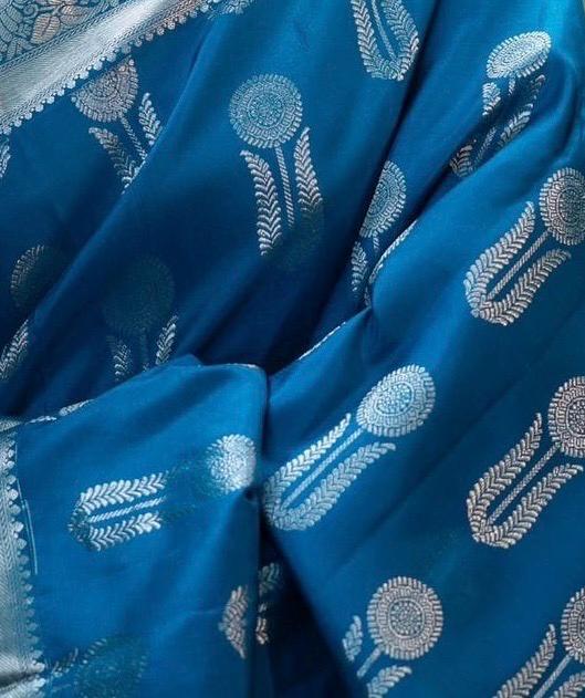 Rama Kanjivaram Silk Saree | Traditional Zari Weave