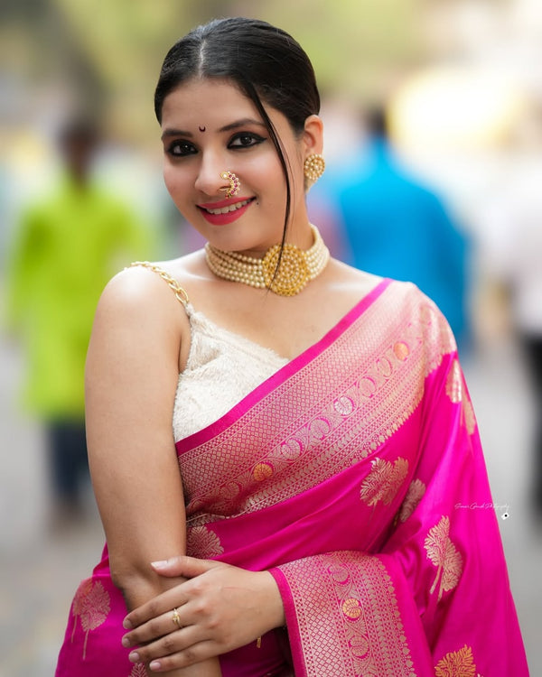 Rani Pink Jacquard Silk Saree | Festival & Ceremony Wear